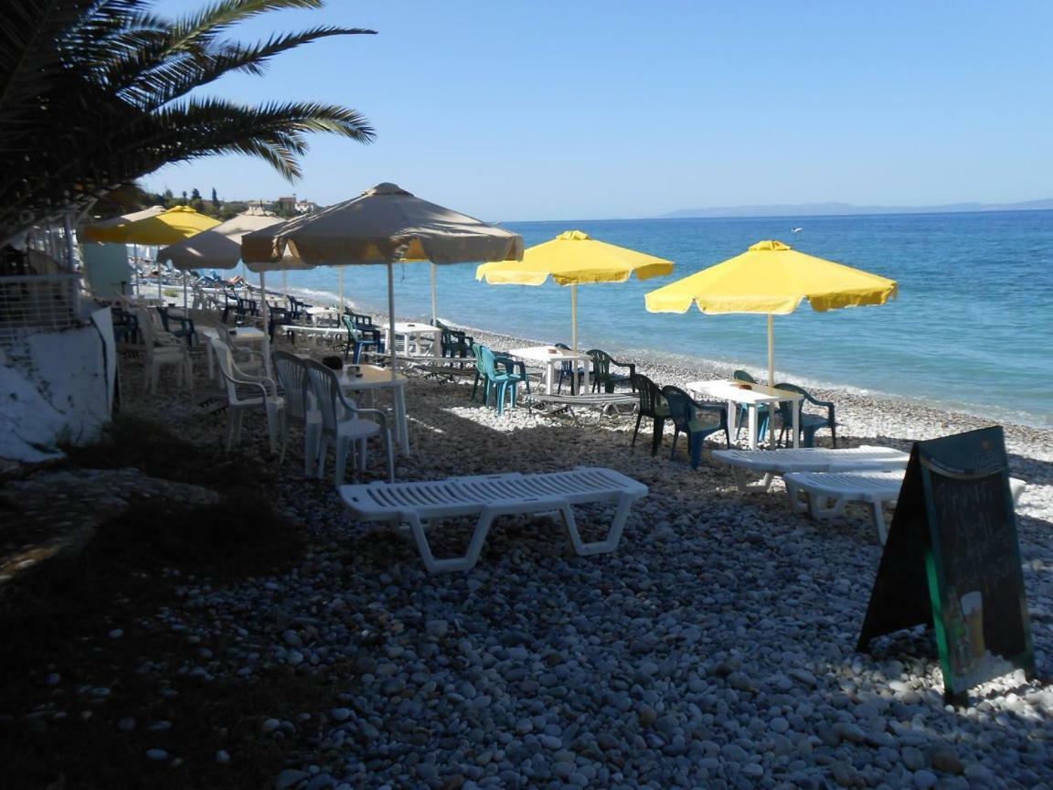 Horizon Aktaion Aparthotel Kalamata Exterior photo