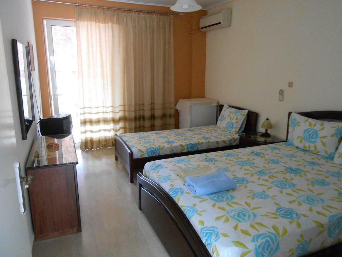 Horizon Aktaion Aparthotel Kalamata Exterior photo